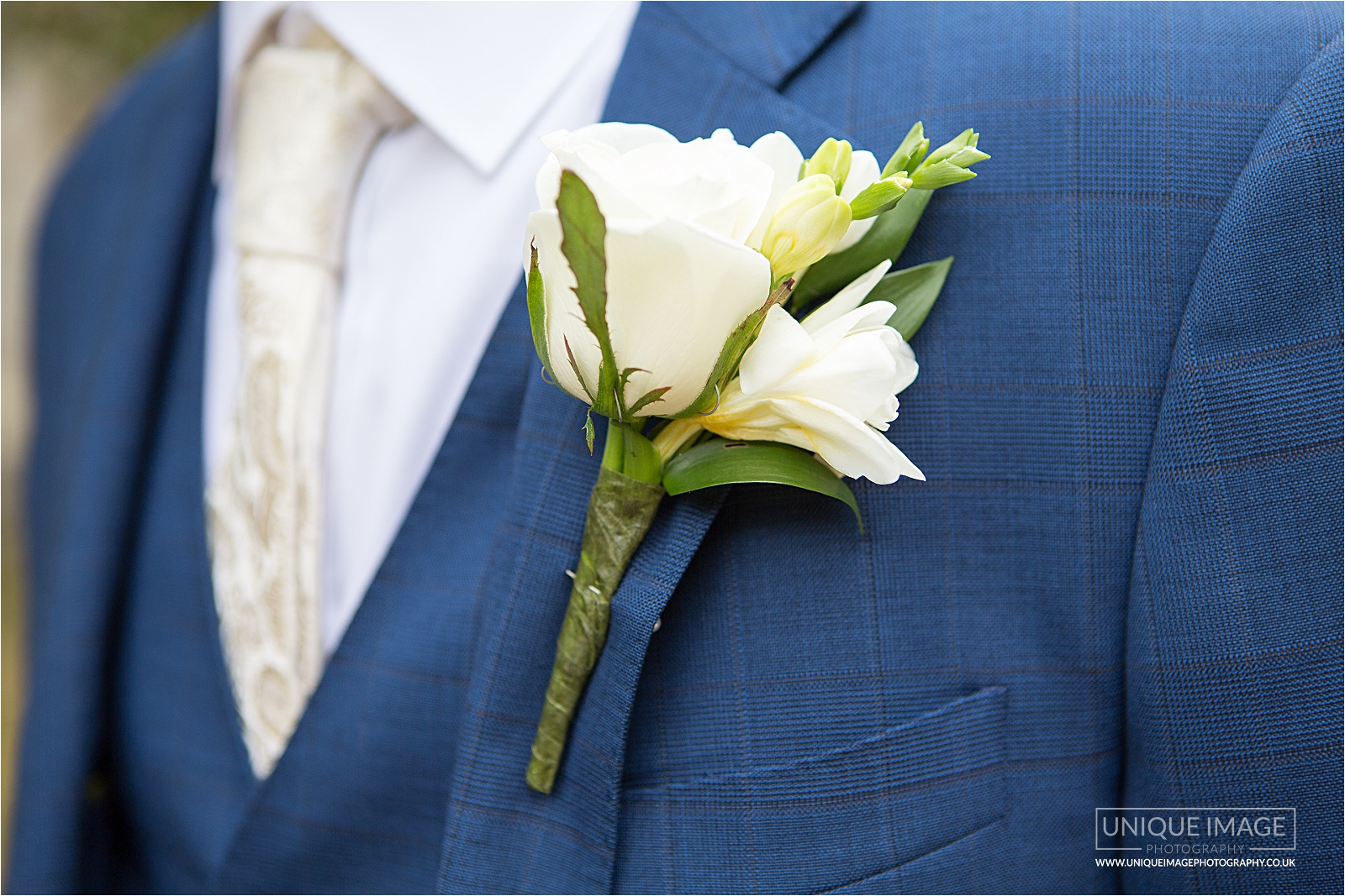 groom's buttonhole