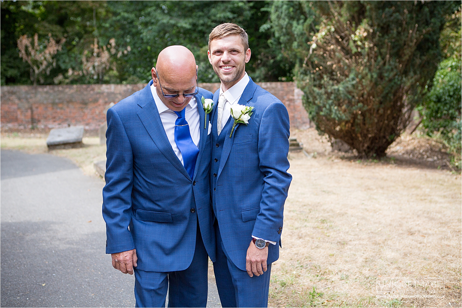 groom at dad