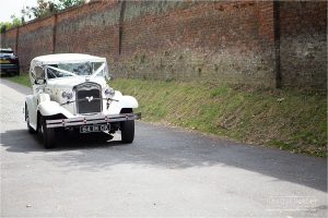 bridal car arriving at church