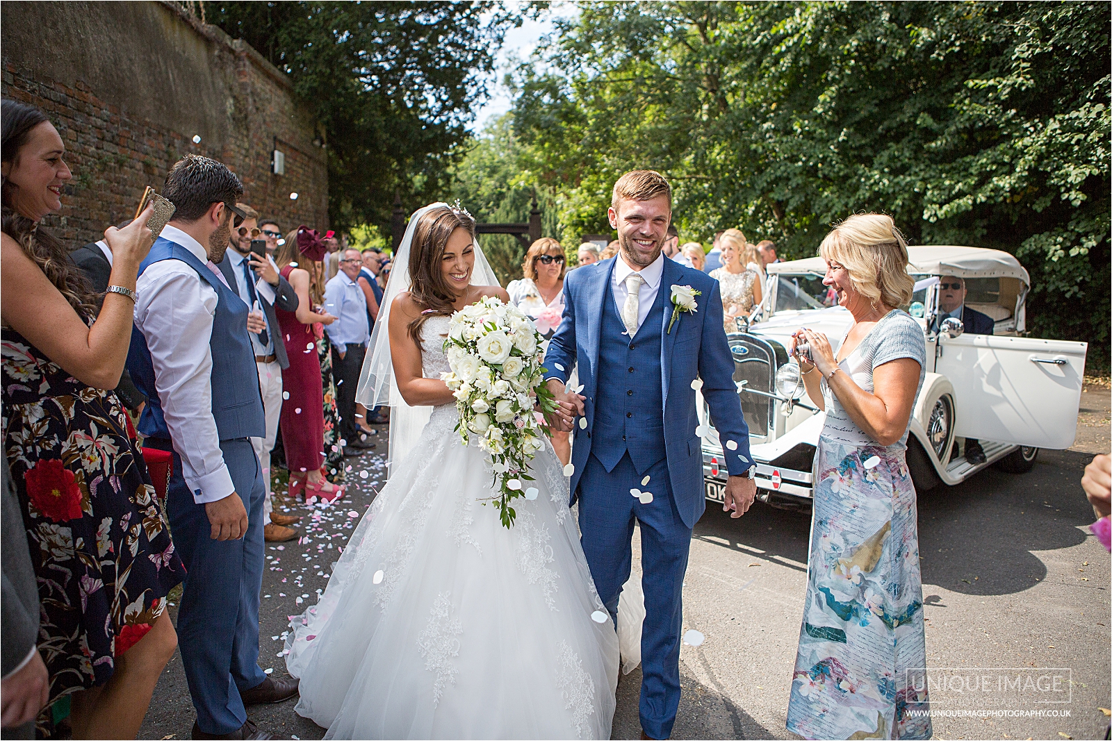 bride and groom confetti shot