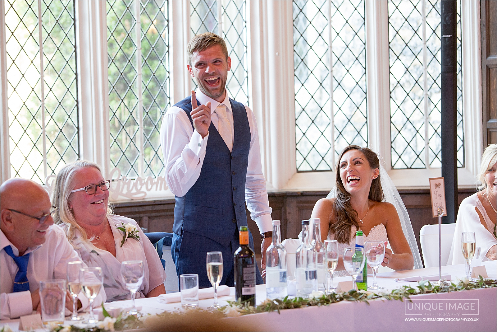 groom making a speech